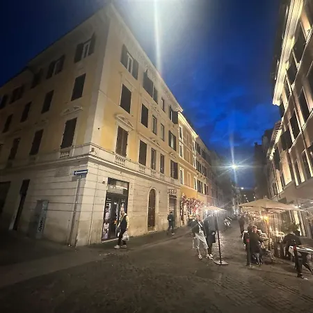 Apartment Borgo Pio *